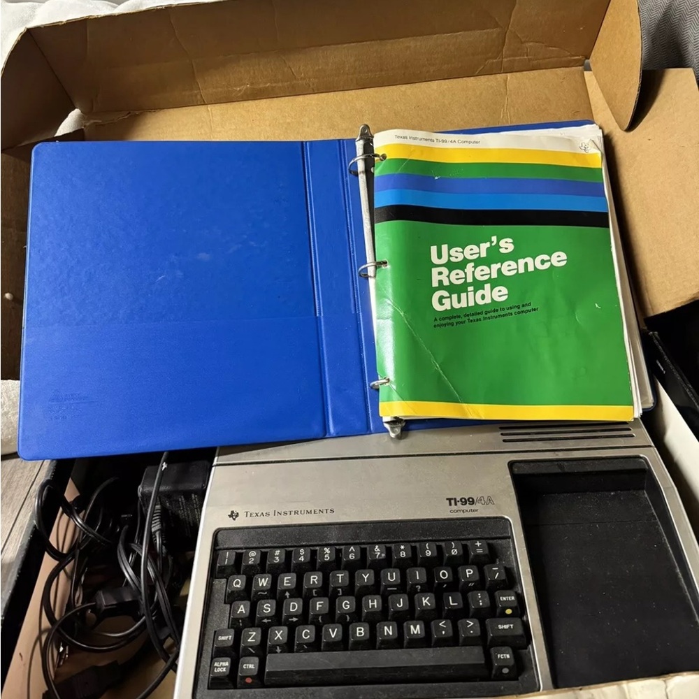 Vintage Texas Instruments TI-99-4A Home Computer w/games, reference guide Tested - Picture 8 of 13